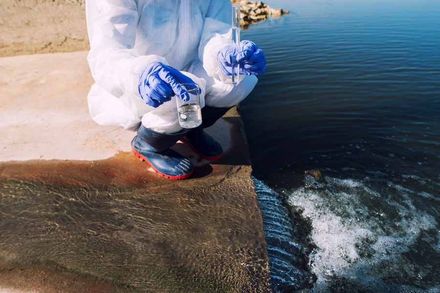 PFAS (polyfluoralkylés) : les polluants éternels