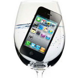 Sortie de l'iPhone 5, les salariés des boutiques Apple réclament de l'eau !