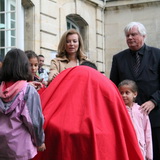 Valérie Trierweiler inaugure la première fontaine ONA à Chambly