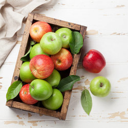 Quelques billes de cramique EM dans la corbeille  fruits